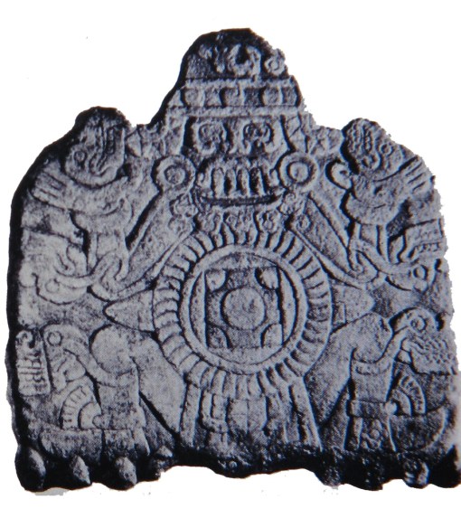 Vista inferior del monolito de la Coatlicue